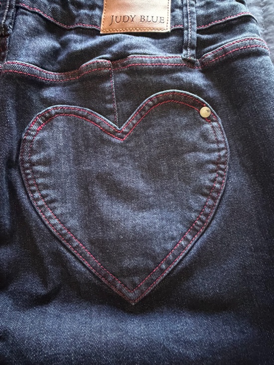 NWOT Two Pairs Women’s Judy Blue Denim Shorts Size 2XL - Picture 10 of 13